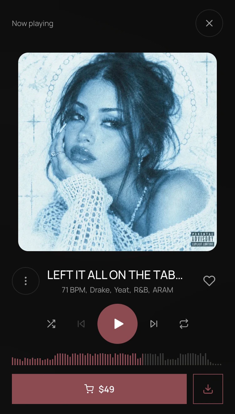 Soundee fullscreen mobile player with square blue portrait artwork, playback controls, waveform and a license purchase button